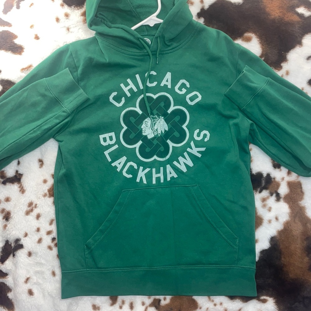 Blackhawks sweatshirt